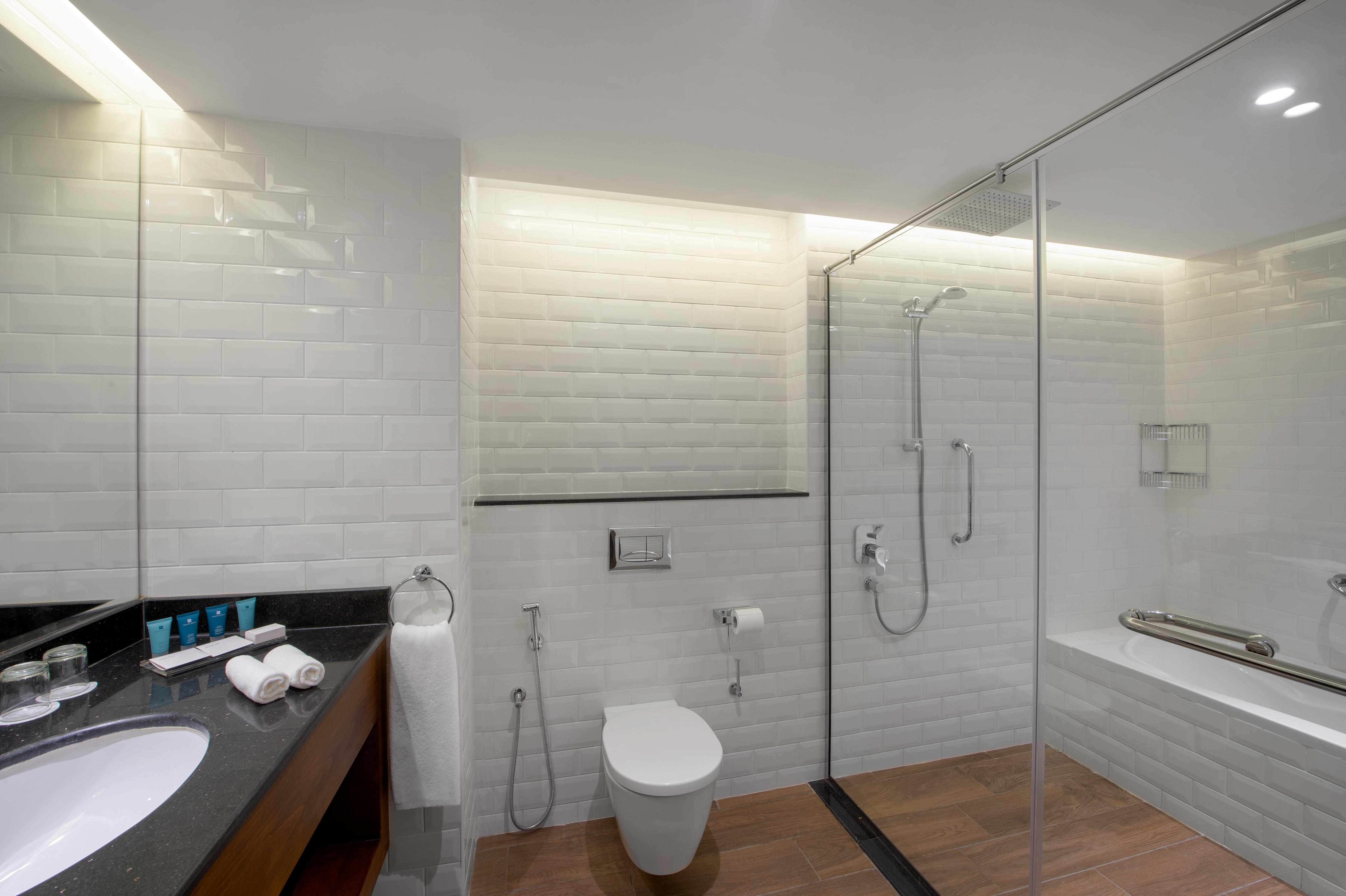 Wyndham Garden Muscat Al Khuwair Ξενοδοχείο Εξωτερικό φωτογραφία