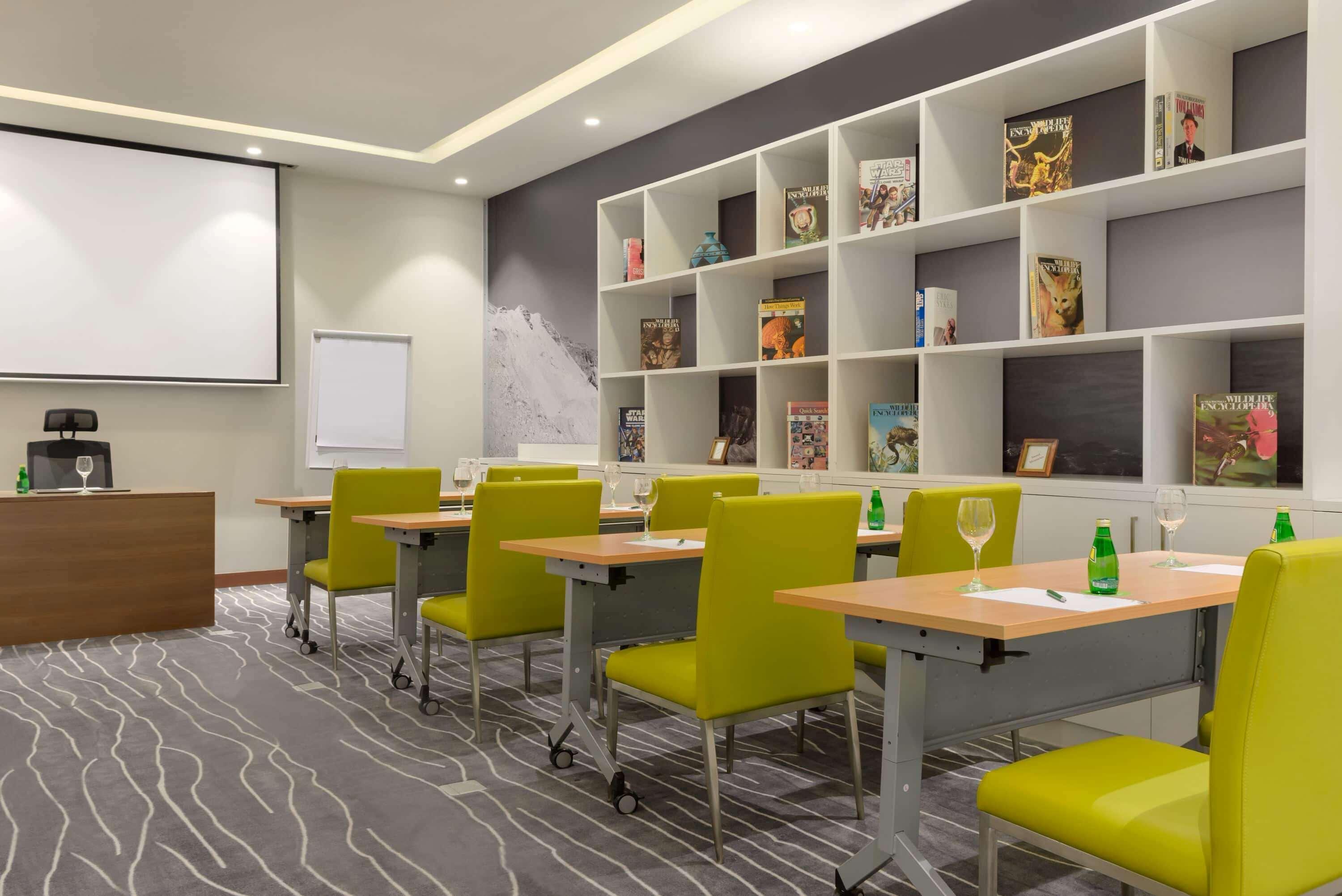 Wyndham Garden Muscat Al Khuwair Ξενοδοχείο Εξωτερικό φωτογραφία