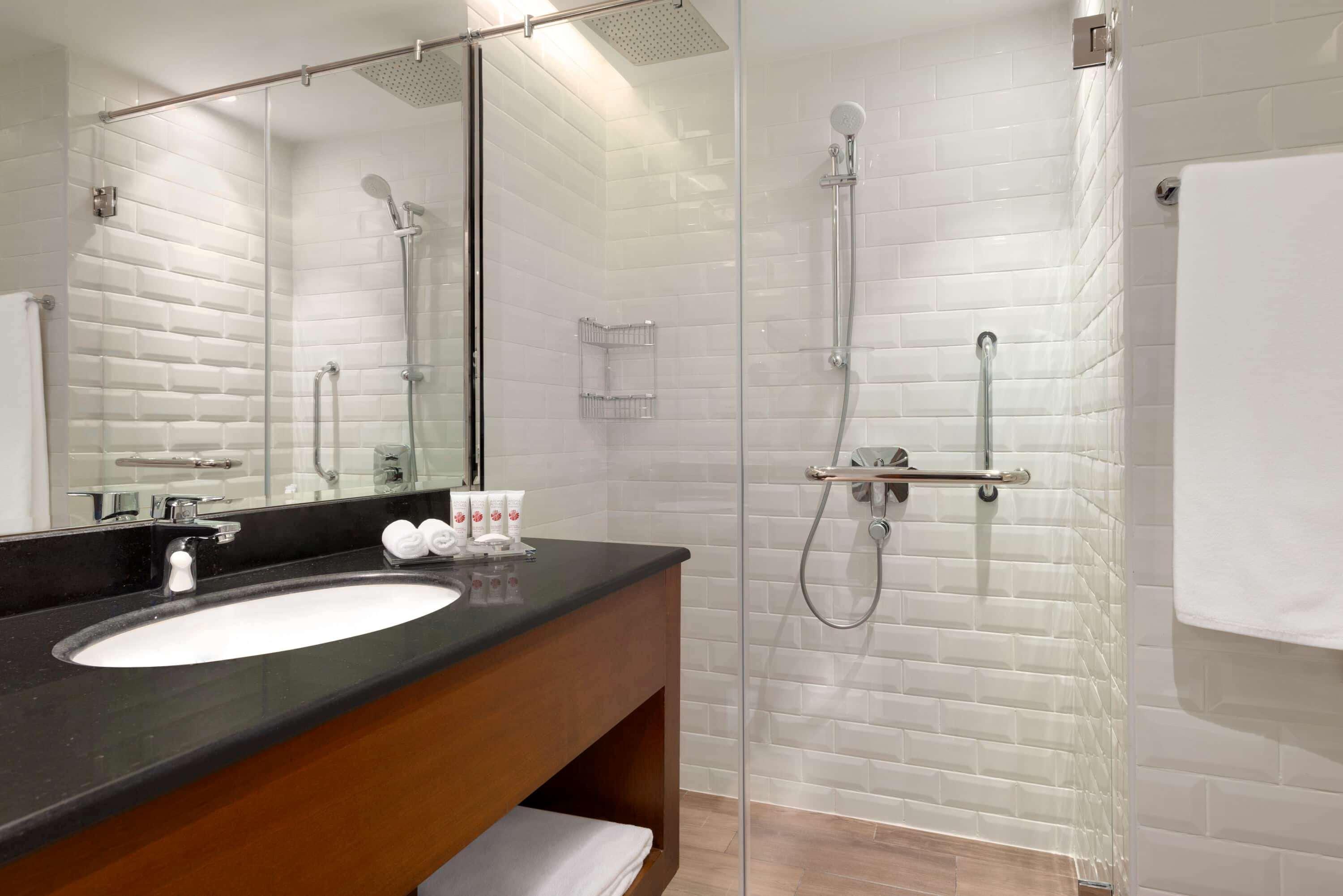 Wyndham Garden Muscat Al Khuwair Ξενοδοχείο Εξωτερικό φωτογραφία